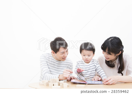 Young family family photos Three people reading 28359462