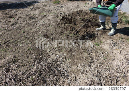 在田間製作土壤 在田間製作土壤 28359797