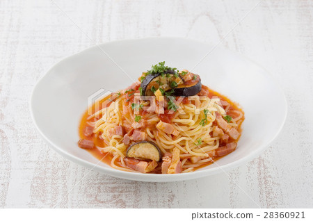 茄子和培根麵食麵食番茄醬 28360921