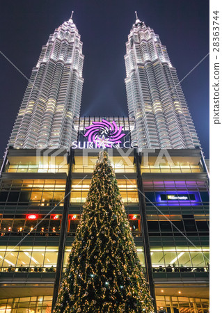 雙子塔夜景 28363744