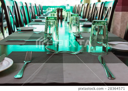 Elegant served table indoors Elegant served table indoors 28364571