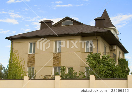 New modern luxury home. 28366353