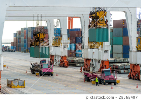 Container cargo freight ship with working crane Container cargo freight ship with working crane 28368497