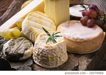 cheese plate cheese plate 28370988