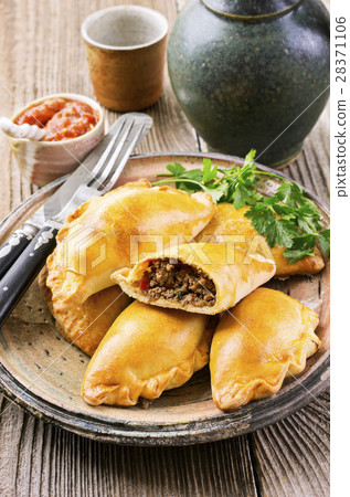 empanadas empanadas 28371106