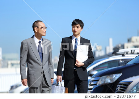 Businessman Sales position 28371677