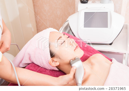 面部美容儀器面部美容美容形像美容女性放鬆美容形象 28371965