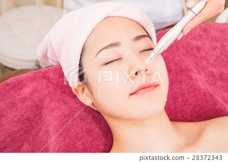 Face pores Suction Beauty Equipment Mechanical Facial Esthetic Beauty Women Relax Beauty Image 28372343