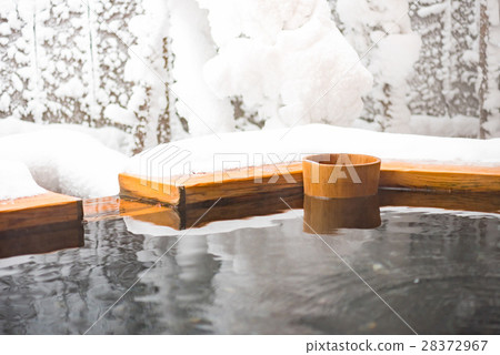 Japan hot spring Japan hot spring 28372967