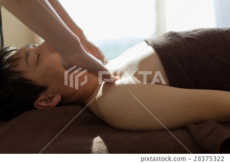 男性保養 男生做臉 男性做臉 28375322