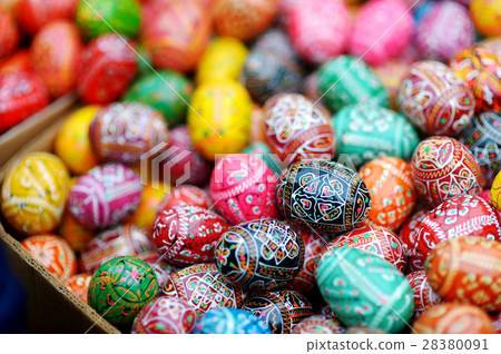 Easter eggs sold in traditional crafts fair 28380091