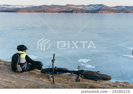 Fatbike. Fat tire bike. 28380228