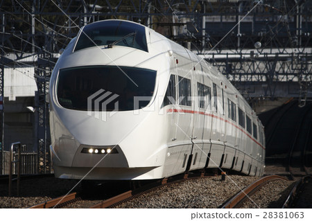 Odakyu Romance Car (Model 50000 VSE car) 28381063