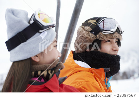 滑雪勝地夫婦 28387567