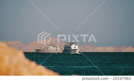 Cruise Boat Floats in the Red Sea Cruise Boat Floats in the Red Sea 28387960