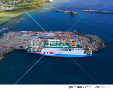 Waiana Harbor Okinoerabu-jima Waiana Harbor Okinoerabu-jima 28390220