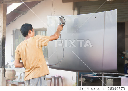 Worker painting grey bonnet Worker painting grey bonnet 28390273