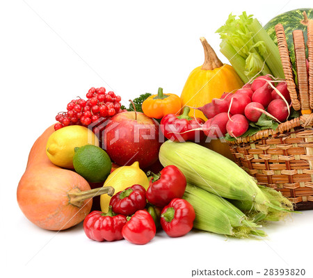 composition of fruits and vegetables in basket 28393820