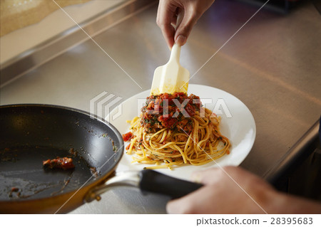 Pasta served 28395683