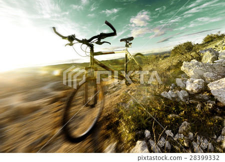 mountain bike 28399332