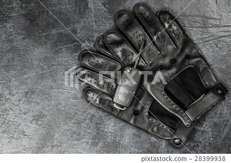 Car keys and driving gloves Car keys and driving gloves 28399938