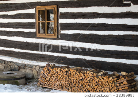 Wall of the timbered cottage and window Wall of the timbered cottage and window 28399995
