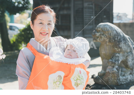 shrine visit, grandma, grandmother 28403748