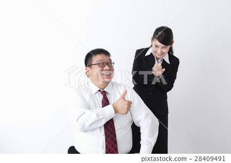 老闆和他的下屬 老闆和他的下屬 28409491