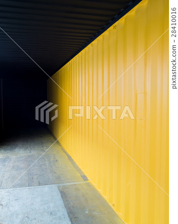 Cargo container with yellow wall Cargo container with yellow wall 28410016