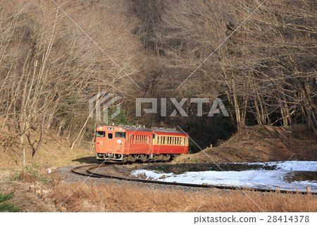 Koseyama Line "Pass through the winterscape color curve" 28414378