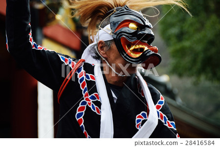 Kajima的傳統面孔擁抱 Kajima的傳統面孔擁抱 28416584