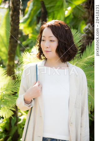 肖像女性 肖像女性 28418231