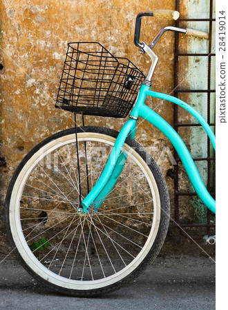 Vintage bicycle with basket 28419014