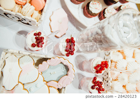 eco-friendly cake on the festive table. eco-friendly cake on the festive table. 28420123