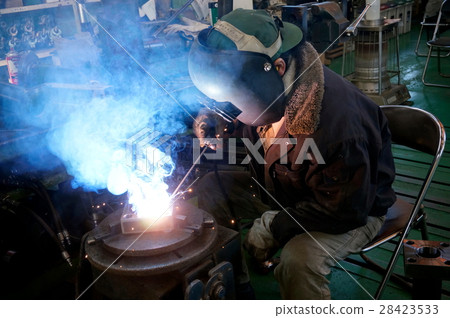 勞動人民 28423533