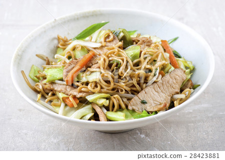 Pork Yakisoba in Bowl Pork Yakisoba in Bowl 28423881