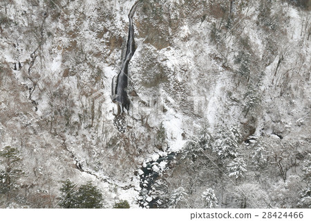Winter Kokonoe "Dream" Shakedown waterfall from the suspension bridge (Female Falls) Snowscape 28424466