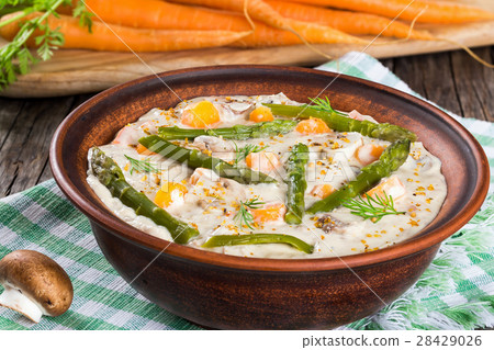 cheese mushroom soup with asparagus spears cheese mushroom soup with asparagus spears 28429026