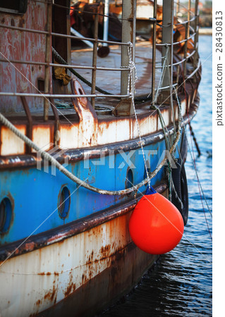 Disused marine vessel 28430813