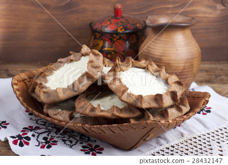 Cheesecake with cottage cheese   28432147