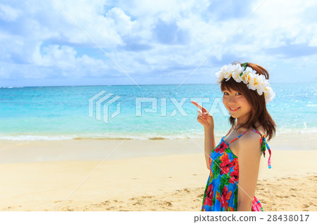 海上旅行的女人 28438017
