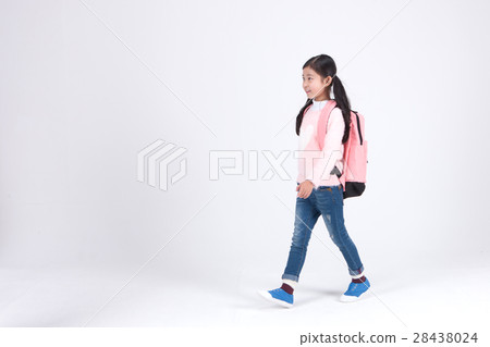 Little girl 276 Little girl 276 28438024