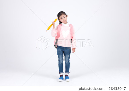 Little girl 274 Little girl 274 28438047