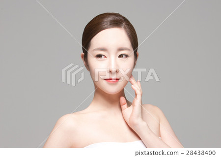 Beauty 005 28438400