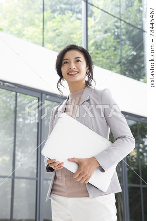中年女性 中年女性 28445462