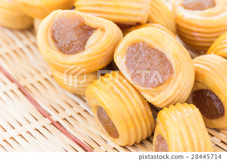 Close up Pineapple pie Close up Pineapple pie 28445714