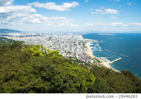 神戶的城市和大海越過山脈 28446265
