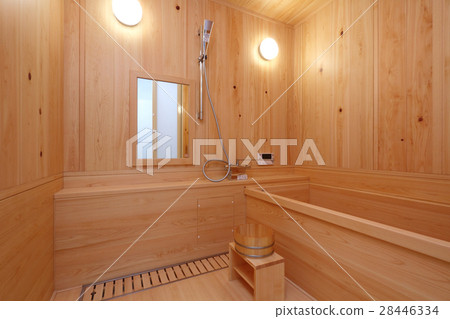 Japanese cypress bath 28446334