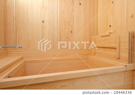 Japanese cypress bath 28446336