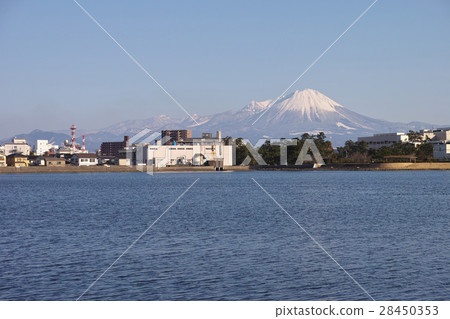Winter mountain seen from Yonago port Winter mountain seen from Yonago port 28450353